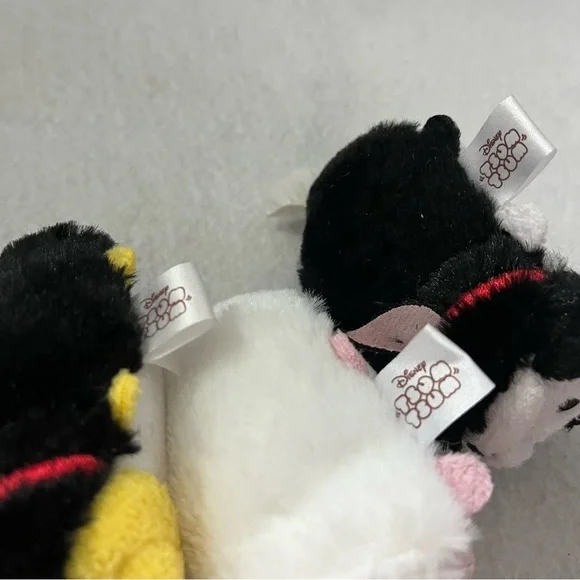 Set of 3 Dog Tsum Tsum Japan Disney Store French Bulldog Piglet Goofy - Picture 7 of 8